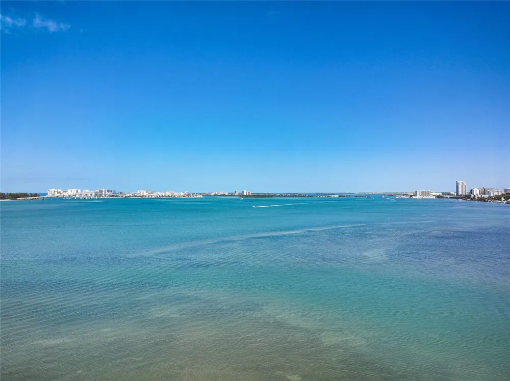 2 SEASIDE LANE #103 Belleair, FL 33756
