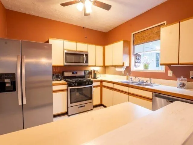 3555 MONTICELLO Peachtree Corners, GA 30092