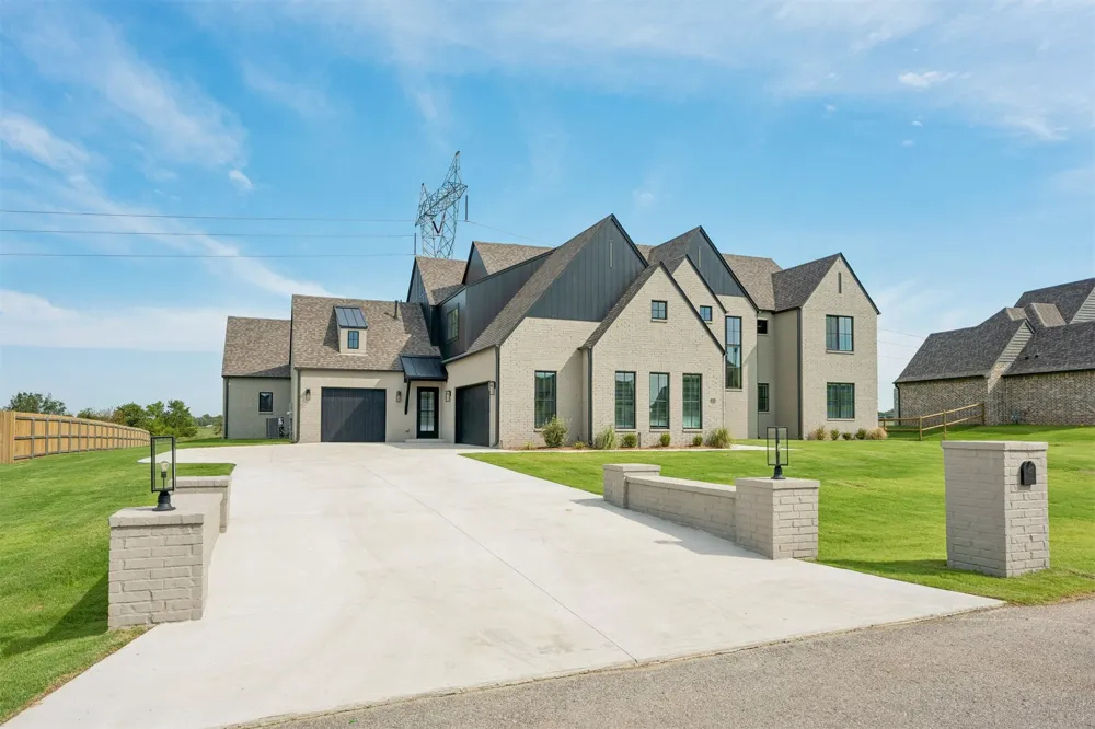 113 W 164th Place S Glenpool, OK 74033