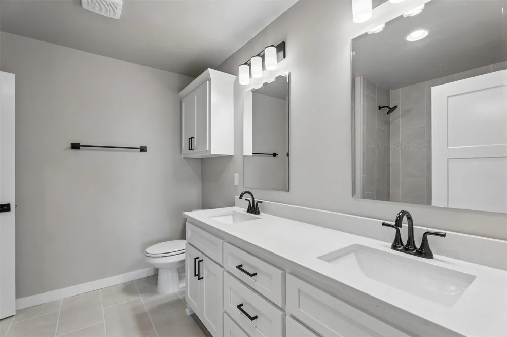 113 W 164th Place S Glenpool, OK 74033