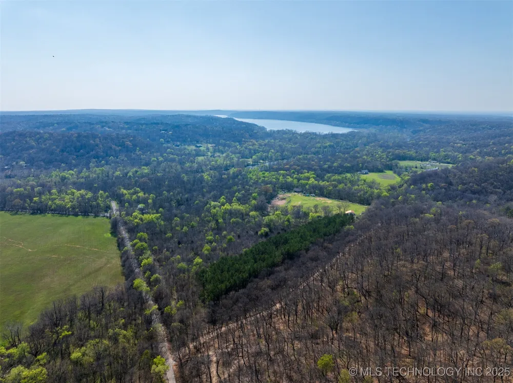 9 S 4530 ROAD Eucha, OK 74342