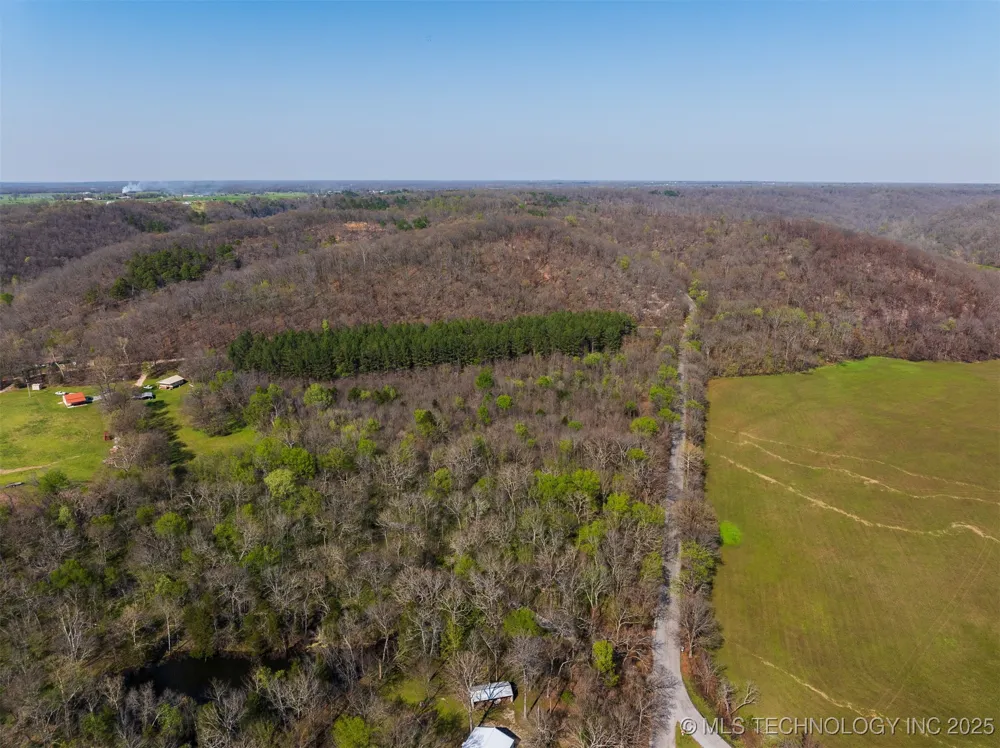 9 S 4530 ROAD Eucha, OK 74342