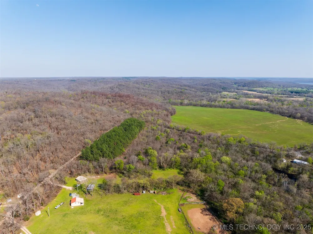 9 S 4530 ROAD Eucha, OK 74342