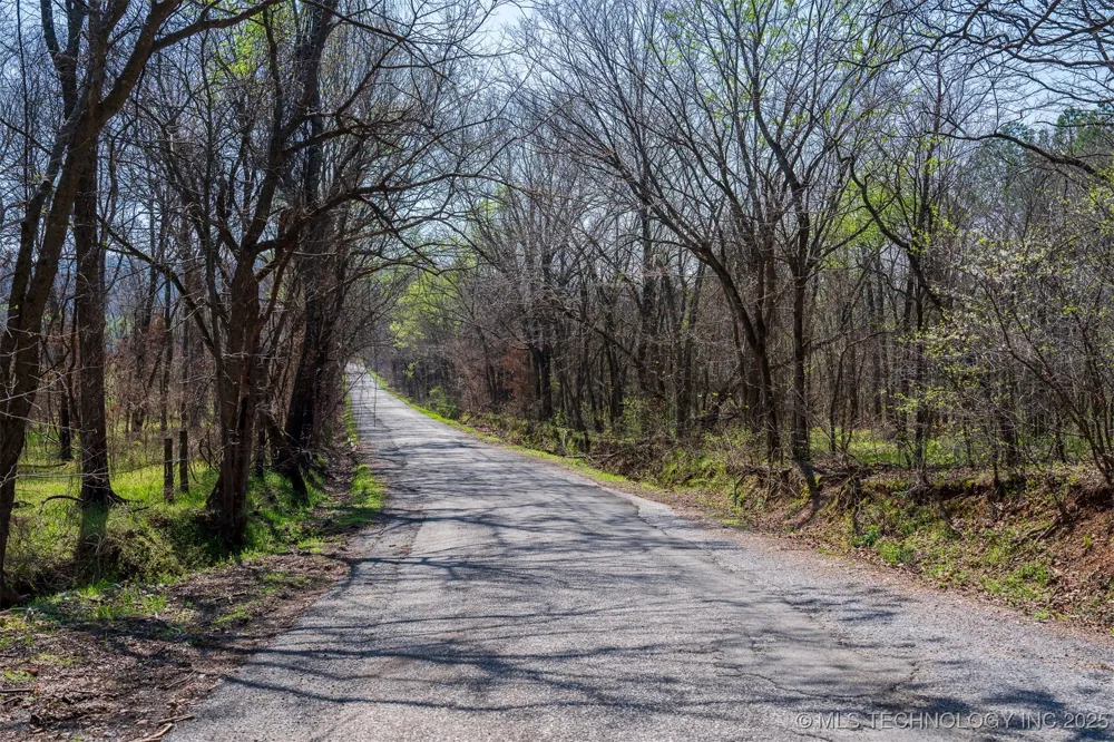 9 S 4530 ROAD Eucha, OK 74342