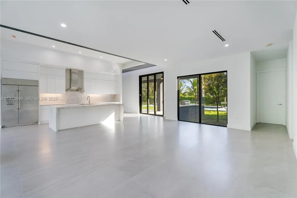 10398 SW 64th St Miami, FL 33173