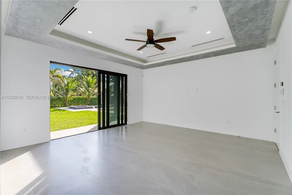 10398 SW 64th St Miami, FL 33173