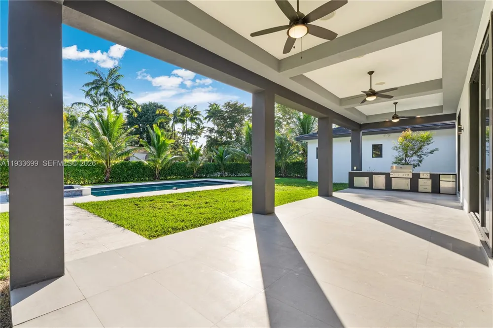 10398 SW 64th St Miami, FL 33173