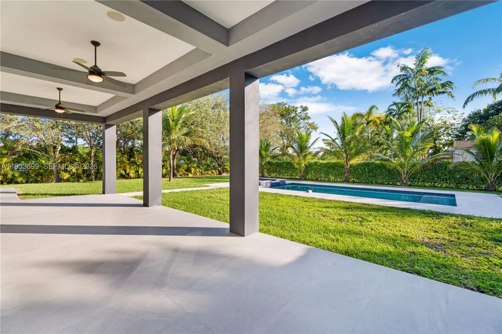 10398 SW 64th St Miami, FL 33173
