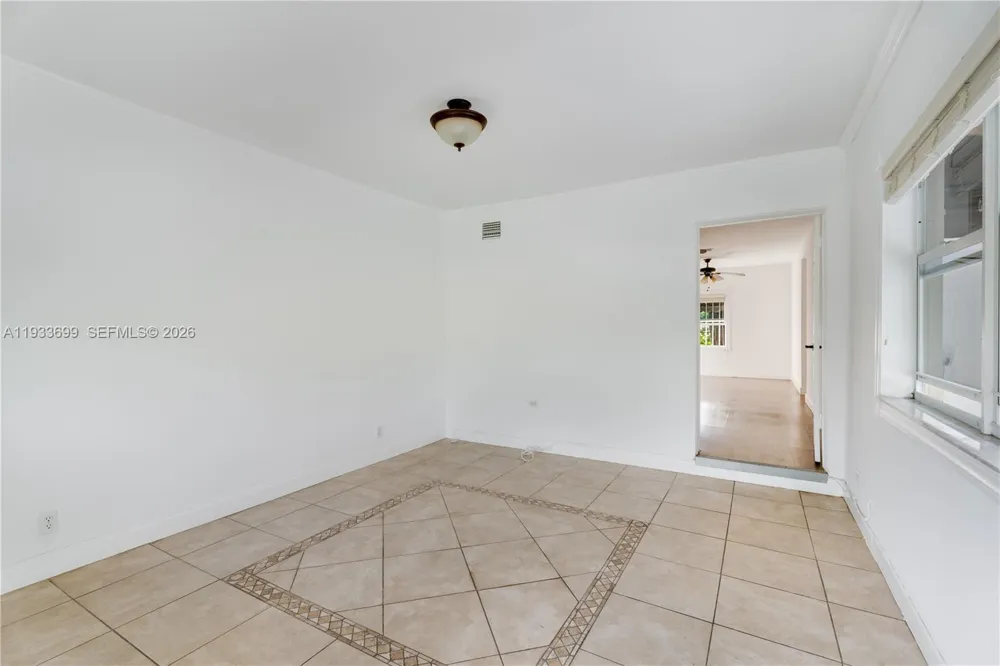 10398 SW 64th St Miami, FL 33173