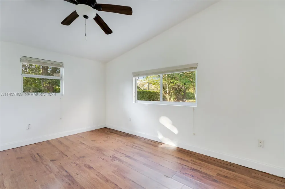10398 SW 64th St Miami, FL 33173