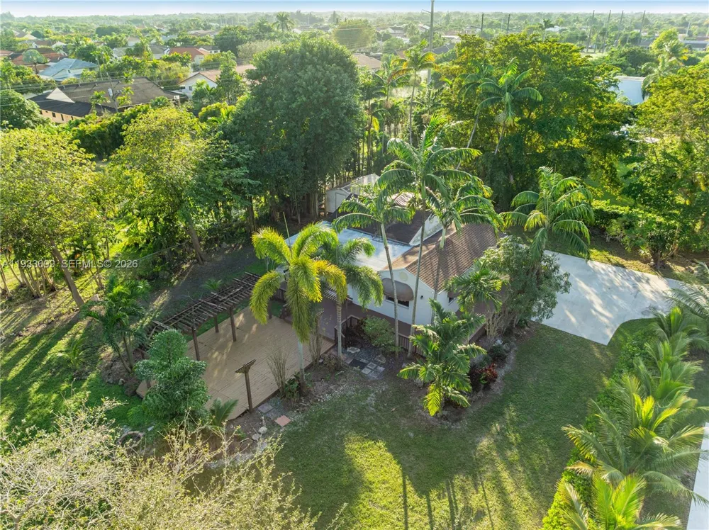 10398 SW 64th St Miami, FL 33173