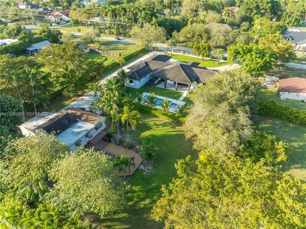 10398 SW 64th St Miami, FL 33173