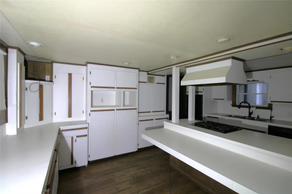 401 E 5th St Sweeny, TX 77480