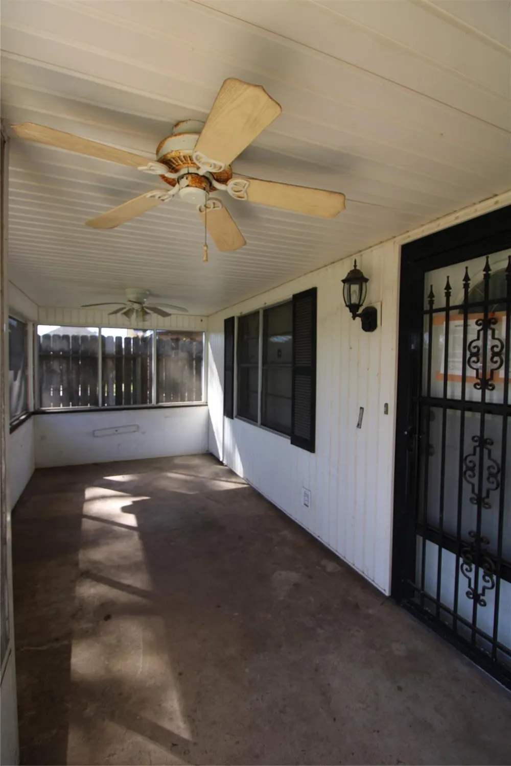 401 E 5th St Sweeny, TX 77480
