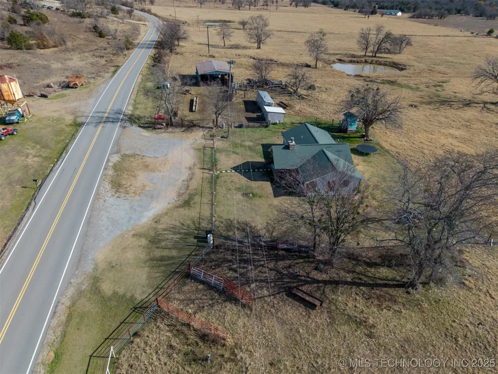 8446 E Greasy Bend Road Stringtown, OK 74569