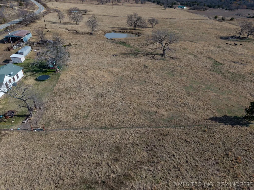 8446 E Greasy Bend Road Stringtown, OK 74569