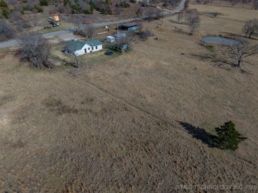 8446 E Greasy Bend Road Stringtown, OK 74569