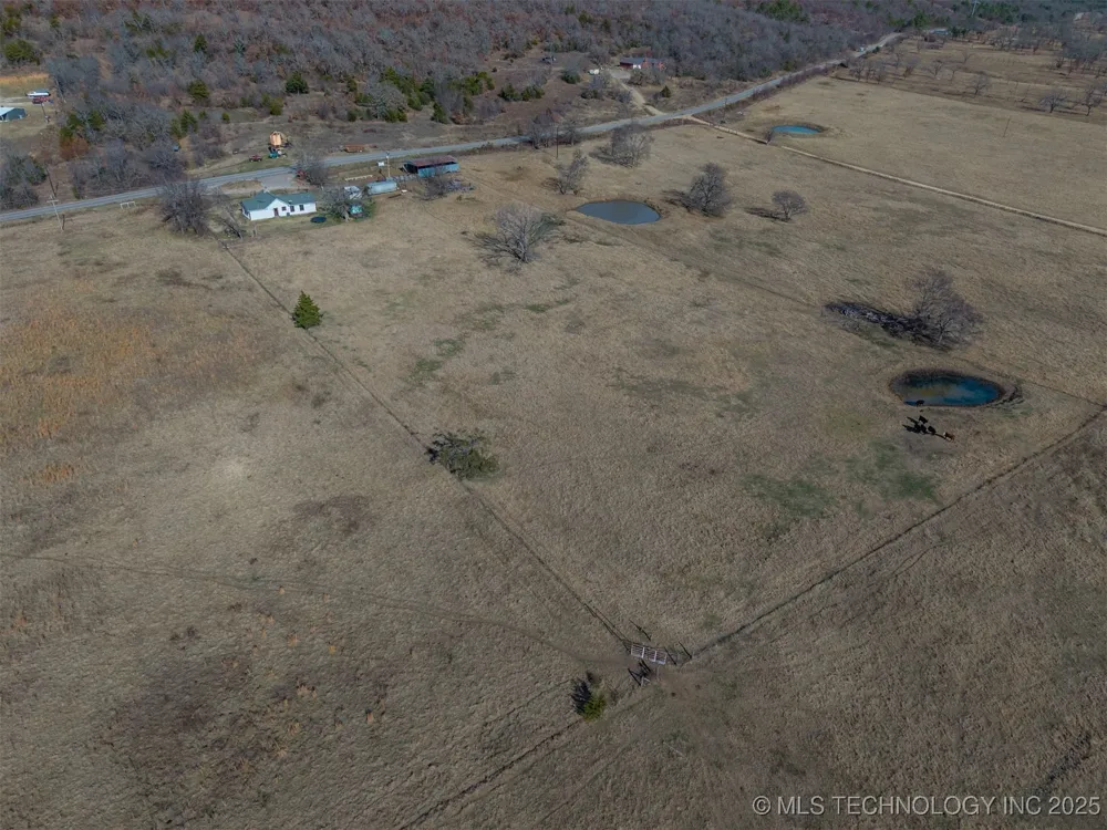 8446 E Greasy Bend Road Stringtown, OK 74569