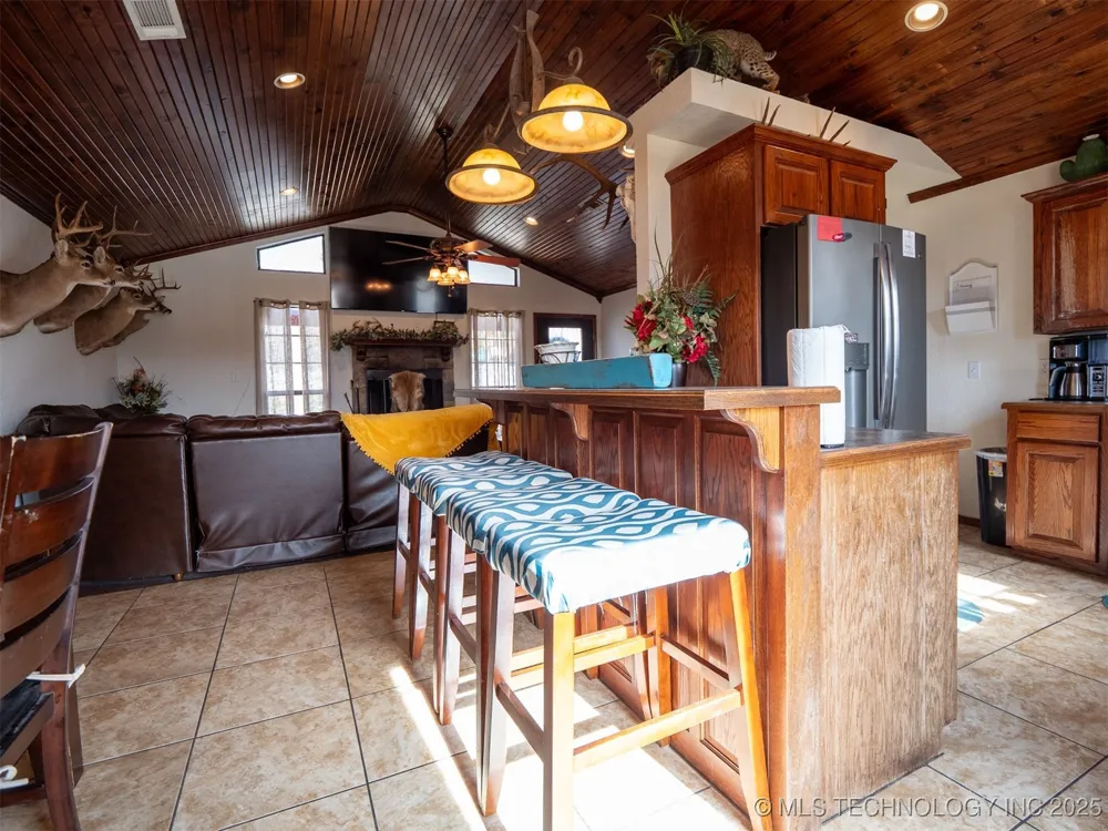 8446 E Greasy Bend Road Stringtown, OK 74569