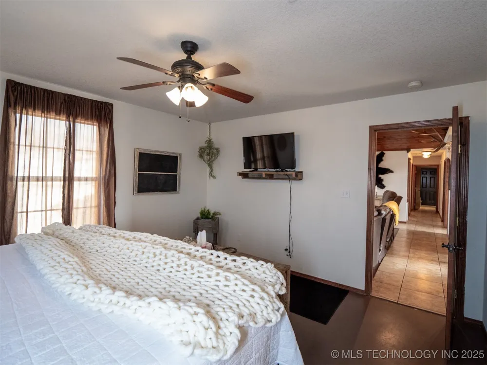 8446 E Greasy Bend Road Stringtown, OK 74569