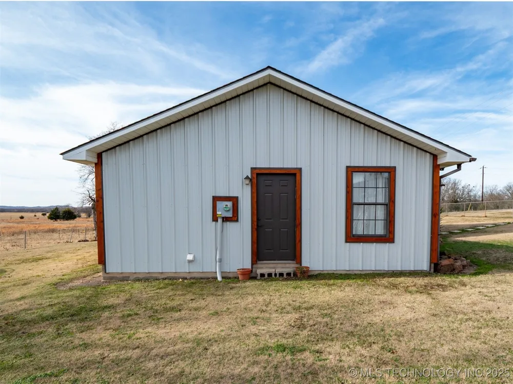 8446 E Greasy Bend Road Stringtown, OK 74569