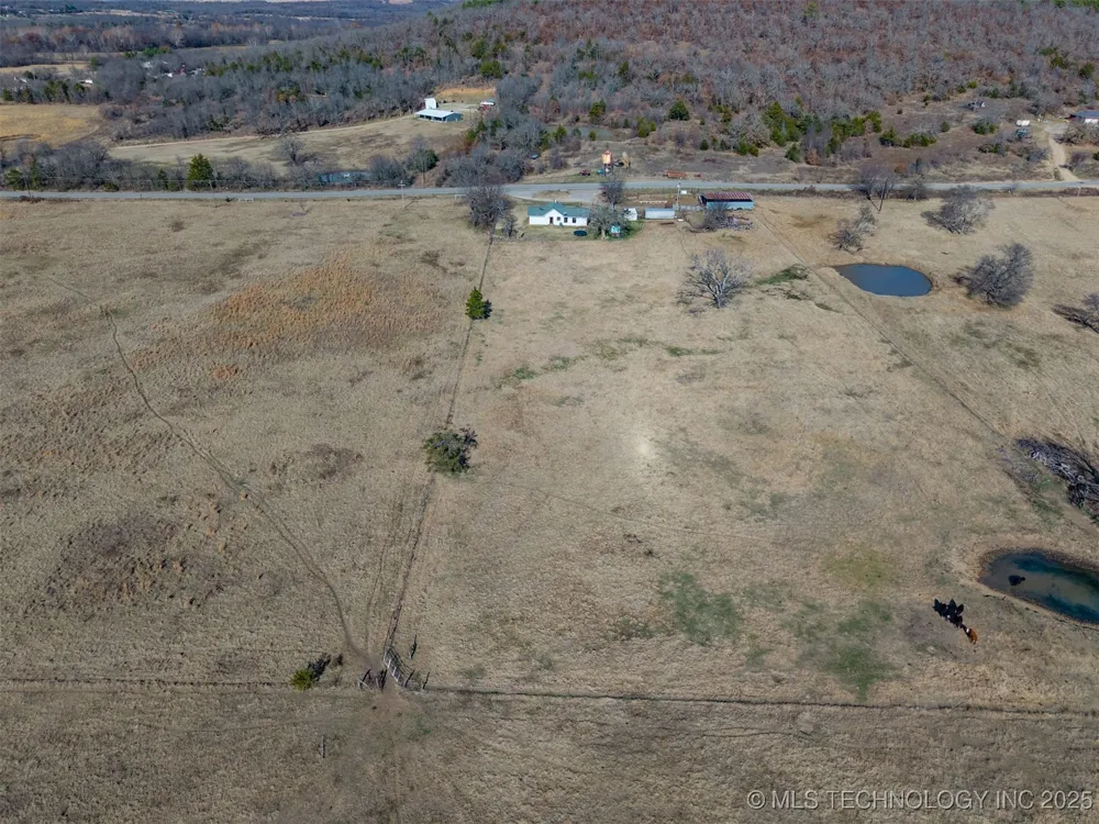 8446 E Greasy Bend Road Stringtown, OK 74569