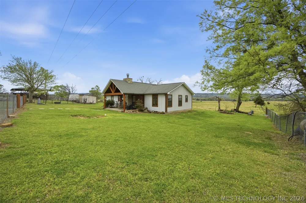8446 E Greasy Bend Road Stringtown, OK 74569