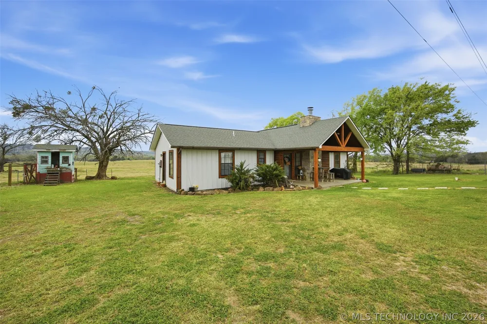 8446 E Greasy Bend Road Stringtown, OK 74569