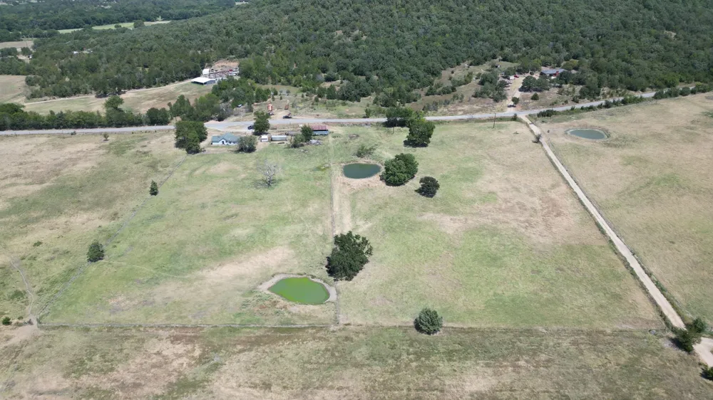 8446 E Greasy Bend Road Stringtown, OK 74569