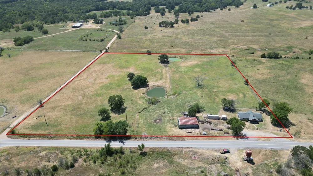 8446 E Greasy Bend Road Stringtown, OK 74569