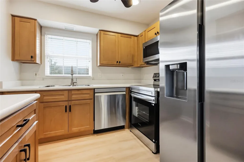 249 HILL AVENUE #30 Deland, FL 32724