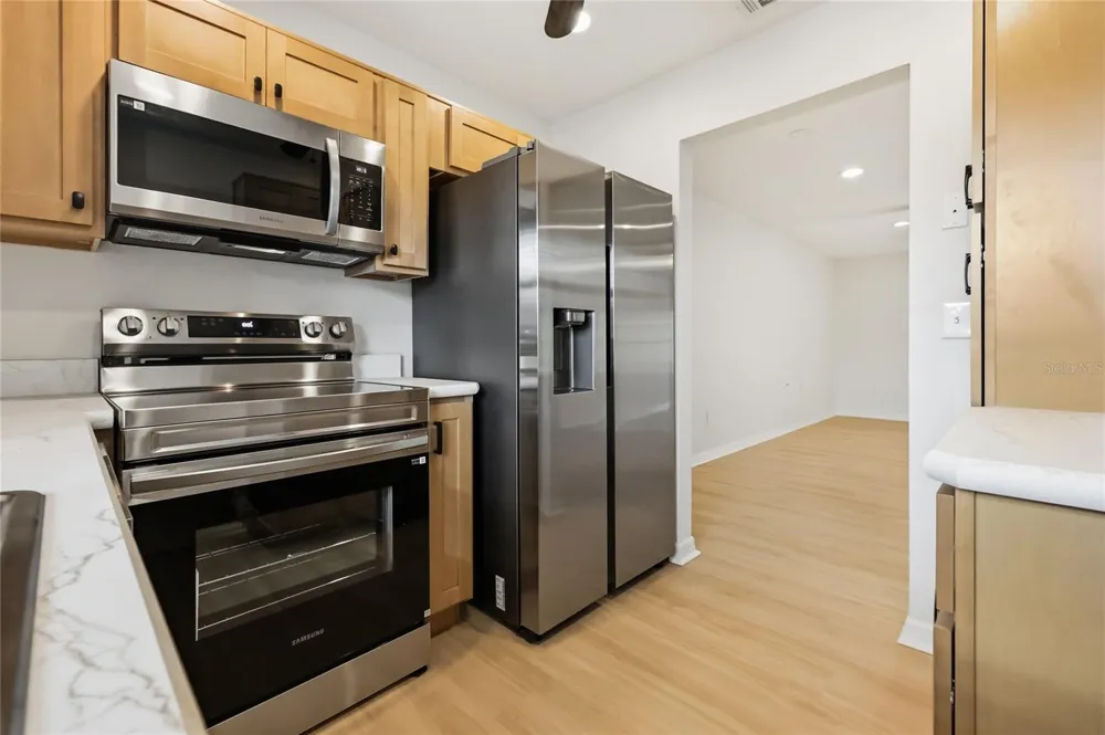 249 HILL AVENUE #30 Deland, FL 32724