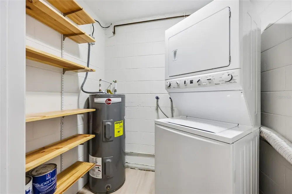 249 HILL AVENUE #30 Deland, FL 32724