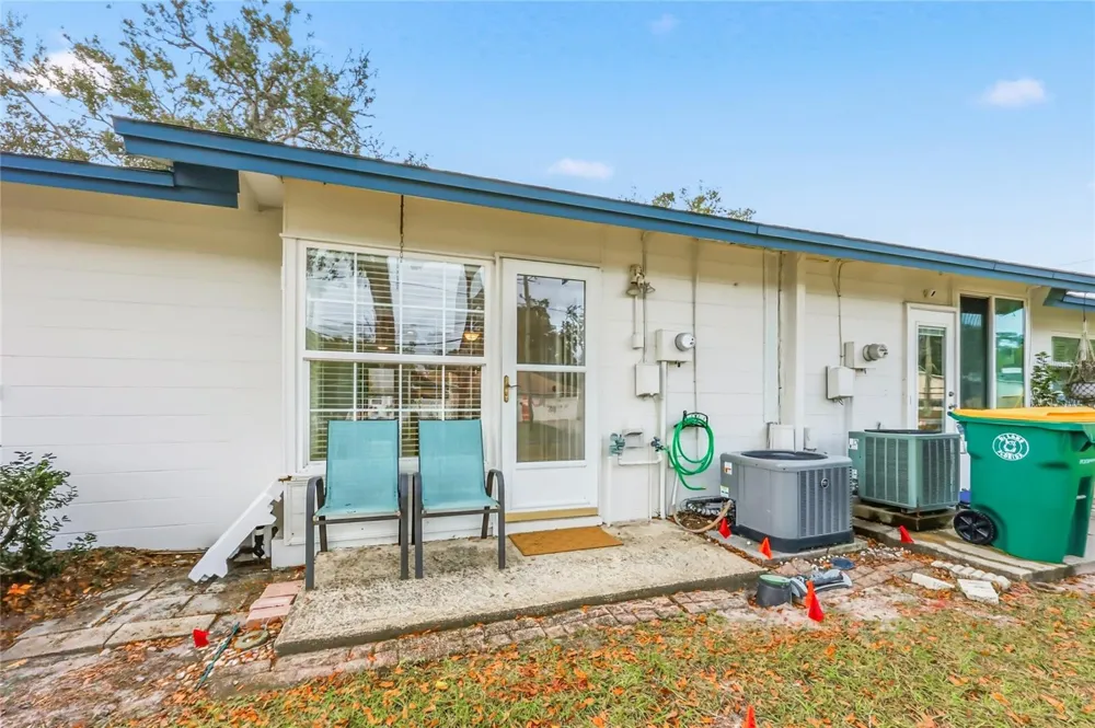 249 HILL AVENUE #30 Deland, FL 32724