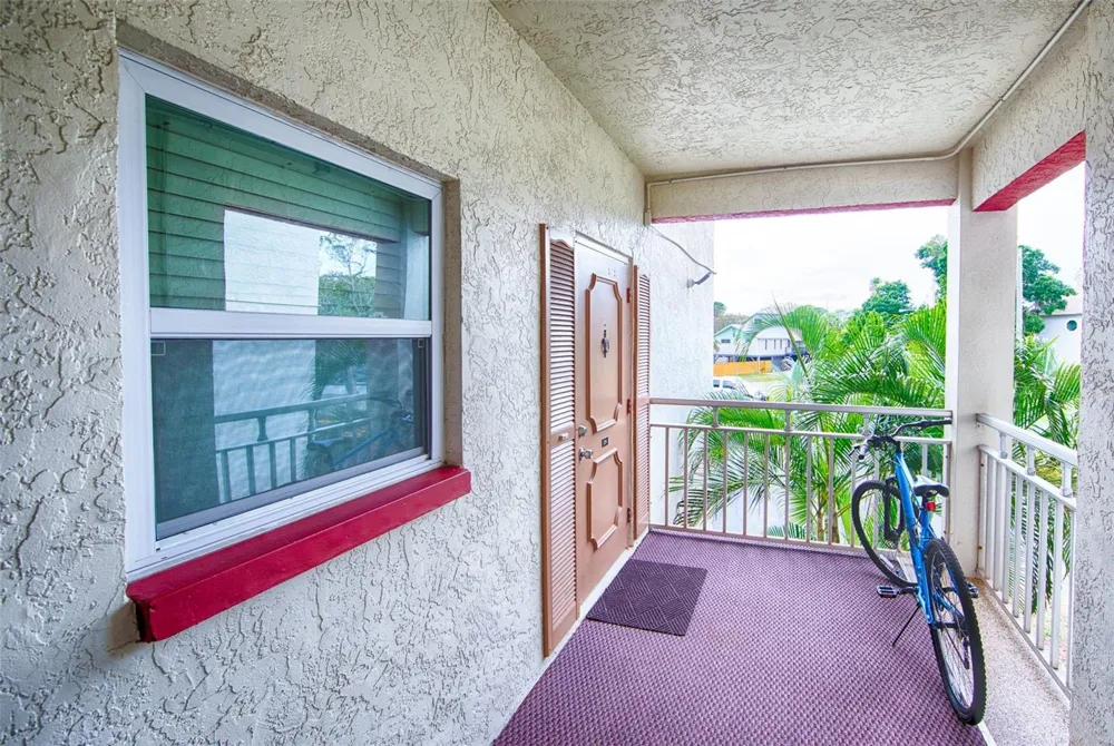 1860 MASSACHUSETTS AVENUE NE #224 St Petersburg, FL 33703