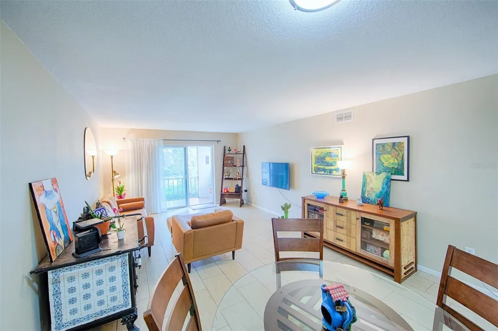 1860 MASSACHUSETTS AVENUE NE #224 St Petersburg, FL 33703