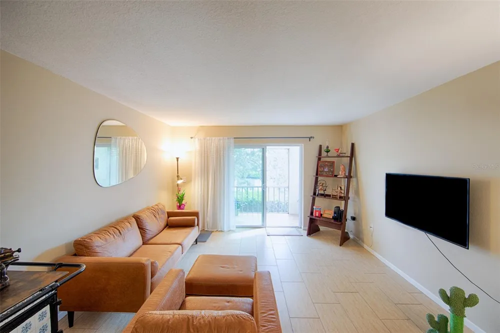 1860 MASSACHUSETTS AVENUE NE #224 St Petersburg, FL 33703