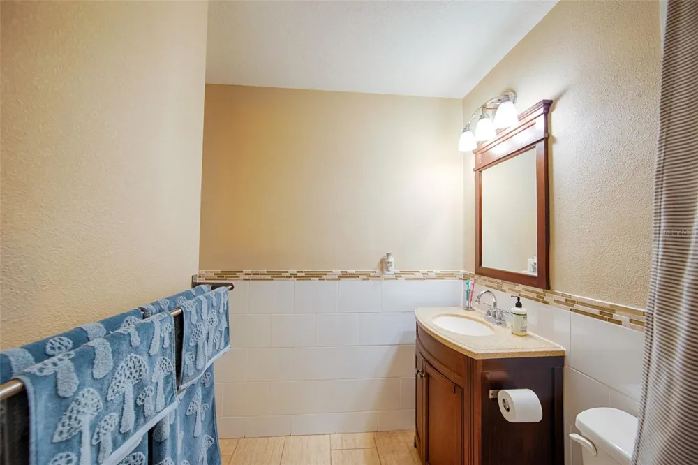 1860 MASSACHUSETTS AVENUE NE #224 St Petersburg, FL 33703