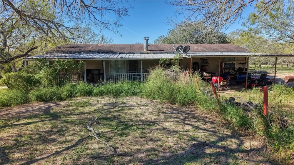 5730 Mockingbird Mathis, TX 78368