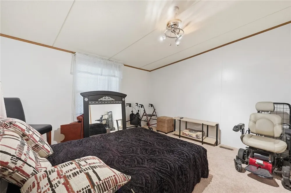 5730 Mockingbird Mathis, TX 78368