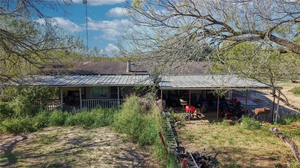 5730 Mockingbird Mathis, TX 78368