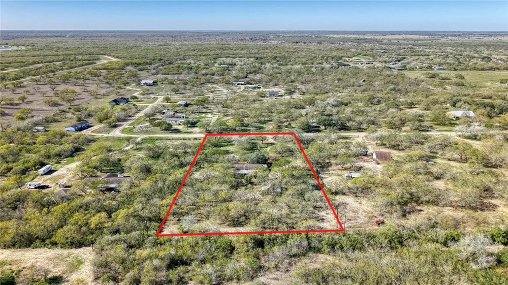 5730 Mockingbird Mathis, TX 78368