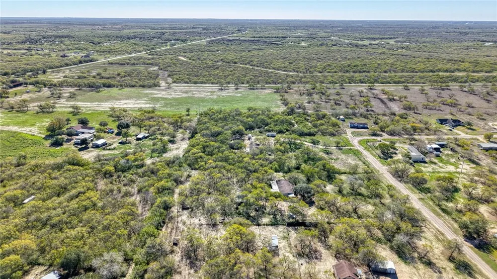 5730 Mockingbird Mathis, TX 78368
