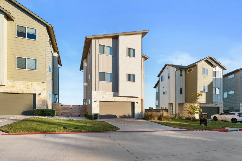 5315 La Crosse Avenue #16 Austin, TX 78739