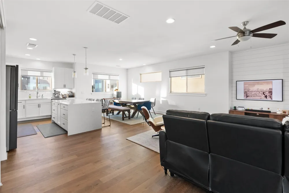 5315 La Crosse Avenue #16 Austin, TX 78739