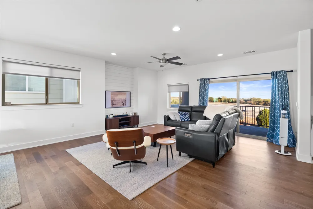 5315 La Crosse Avenue #16 Austin, TX 78739