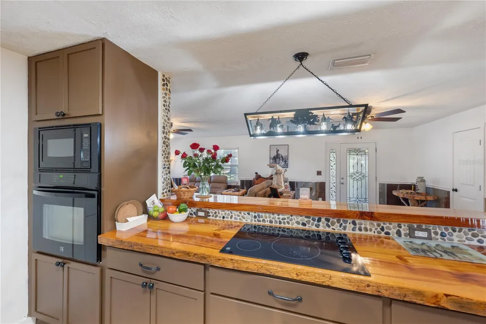 17885 NE 2ND PLACE Williston, FL 32696
