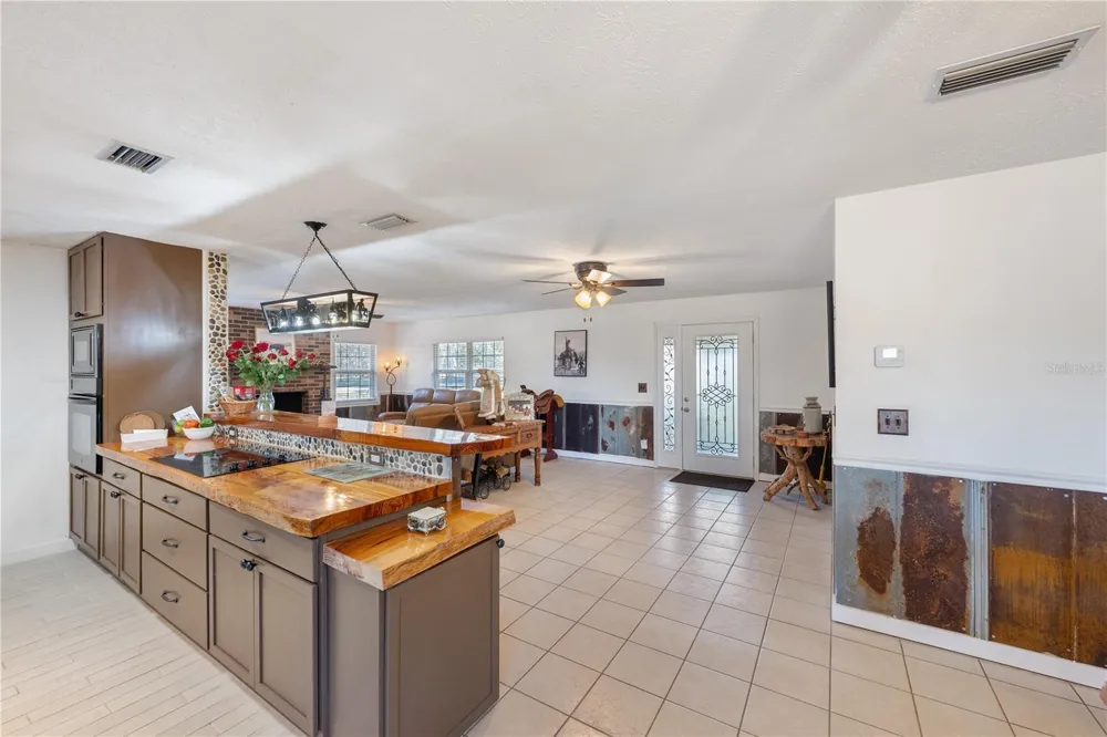 17885 NE 2ND PLACE Williston, FL 32696