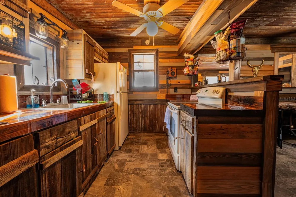 17885 NE 2ND PLACE Williston, FL 32696