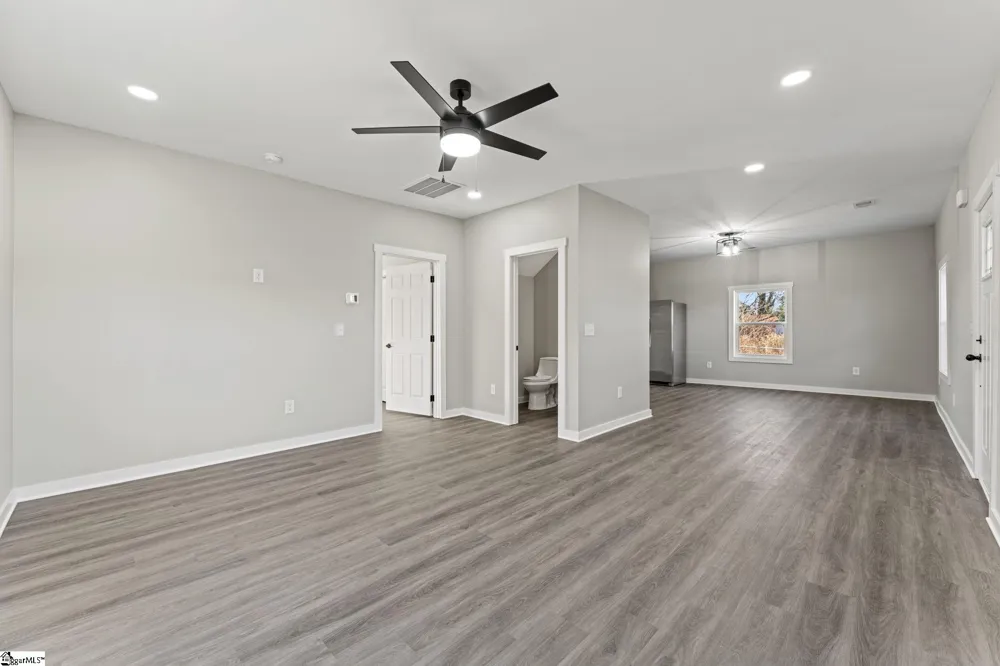 8 Powell Street Seneca, SC 29678